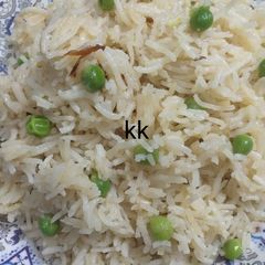A picture of White mator polao(peas pilaf).