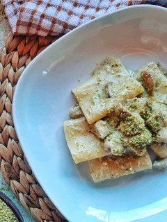 Foto di Paccheri porcini e pistacchio