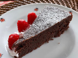 Torta Caprese (chocolate and almond GF cake)