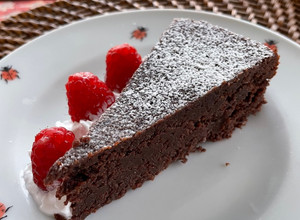 A picture of Torta Caprese (chocolate and almond GF cake).