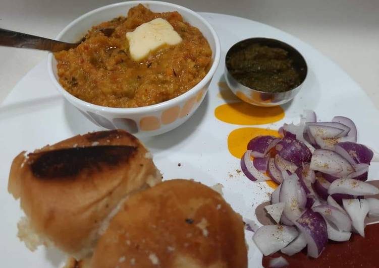 How to Make Tasty Paav bhaji