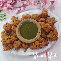 A picture of Green Peas Pakoras.