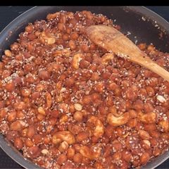 A picture of Candied Peanuts.