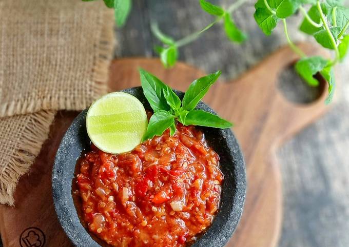 Resep Sambal Bawang Saus Tiram oleh Vey Alodia's Kitchen - Cookpad