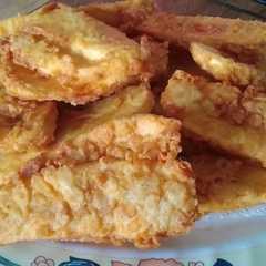 รูปของ Pisang goreng kriuk ala gueh 😂😂😂