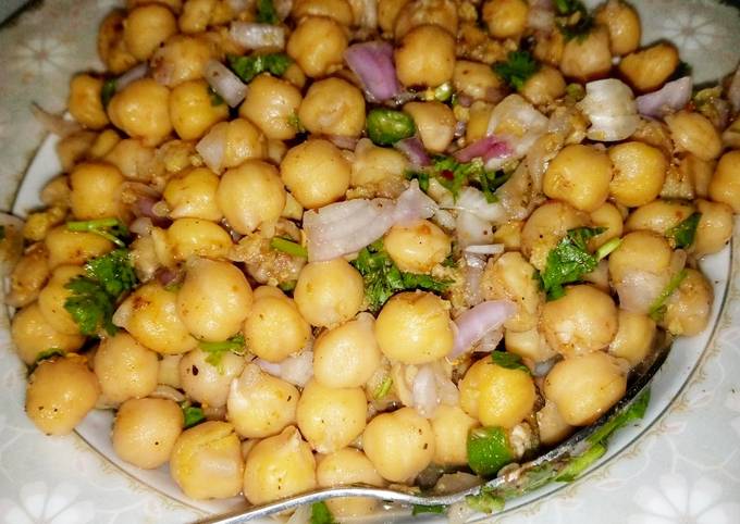 Diet Chana Chat! Recipe
