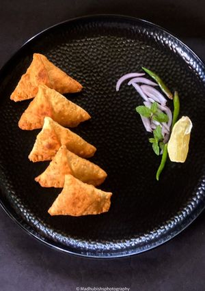 A picture of Mutton Keema Samosa.