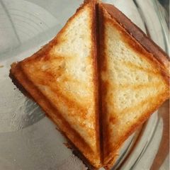 A picture of Malai sandwich.