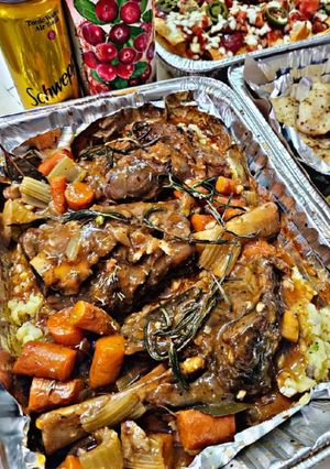 Gambar Slow cooked lamb shank