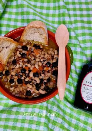 A picture of Legume and Grain Soup.