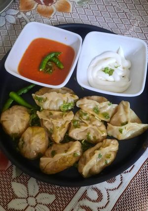 A picture of Veg Momo's.