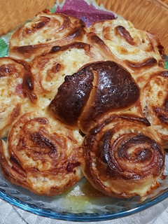 Una foto de Rosca de jamón serrano y queso en Thermomix