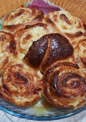 Una foto de Rosca de jamón serrano y queso en Thermomix