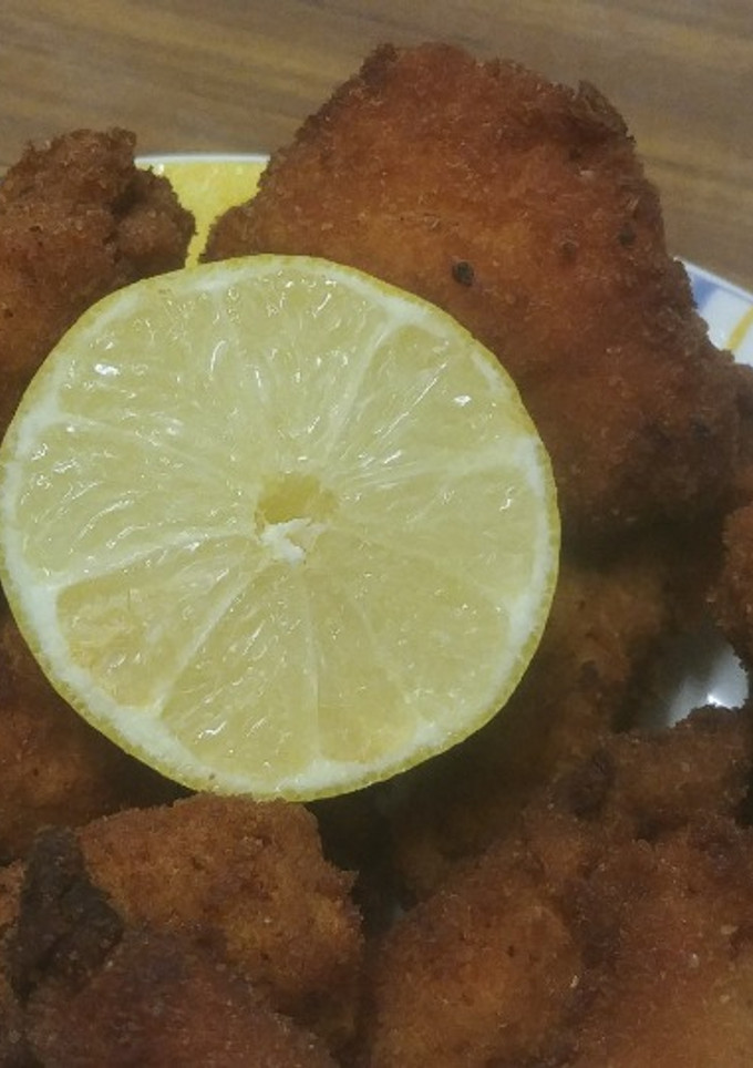 Una foto de Tiras de pollo al limón 🍋