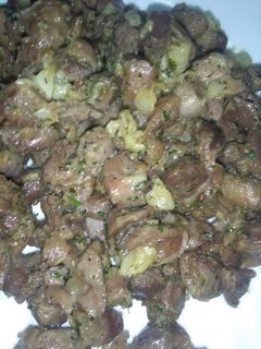 Una foto de Mollejas de pollo al vino