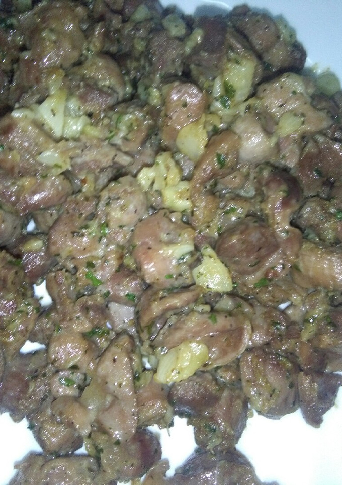 Una foto de Mollejas de pollo al vino