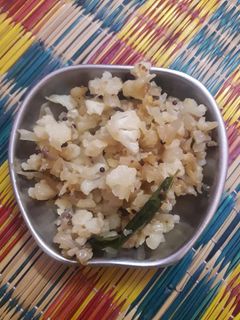 காலிபிளவர் பொரியல்(cauliflower poriyal recipe in tamil) செய்முறை முக்கிய புகைப்படம்
