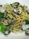 Spaghetti alle vongoline e broccolo calabrese