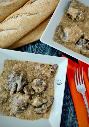 Foto principal de Higaditos de pollo en salsa de almendras