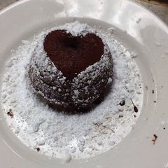 A picture of Valentine Lava cake.