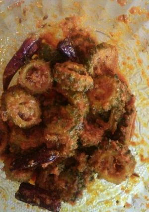 करेले का अचार (Karele ka achar recipe in hindi) रेसिपी मुख्य फोटो