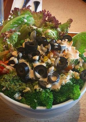Una foto de Jungle Salad
