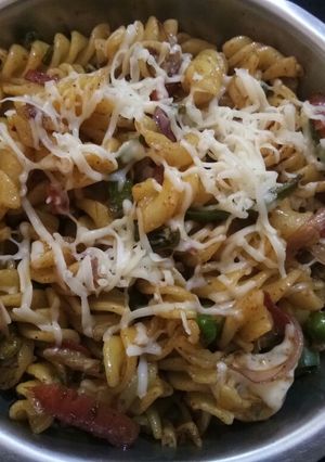A picture of Cheese Pasta.