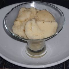 A picture of Pineapple Ice Cream without Heavy Cream.
