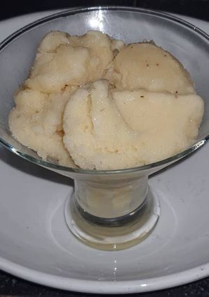 A picture of Pineapple Ice Cream without Heavy Cream.