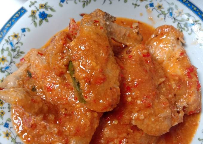 Sayap ayam balado