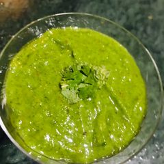 A picture of Kairi ki hari chutney.