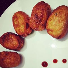 A picture of Paneer Cutlets.