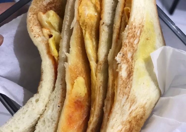 Cara Membuat Egg chese sandwich (murah tp kenyang) yang Lezat Sekali