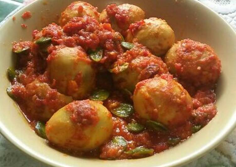 Resep Balado telur pete oleh Rizka Khomsyafitri Cookpad