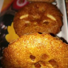 A picture of Egless Cup Cake with Milkmaid & Aampapad.