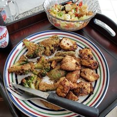 A picture of Fried Chicken 🍗 with fried broccoli 🥦 and fried avocado 🥑.