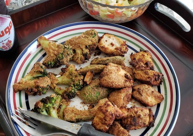 Fried Chicken ? with fried broccoli 🥦 and fried avocado 🥑