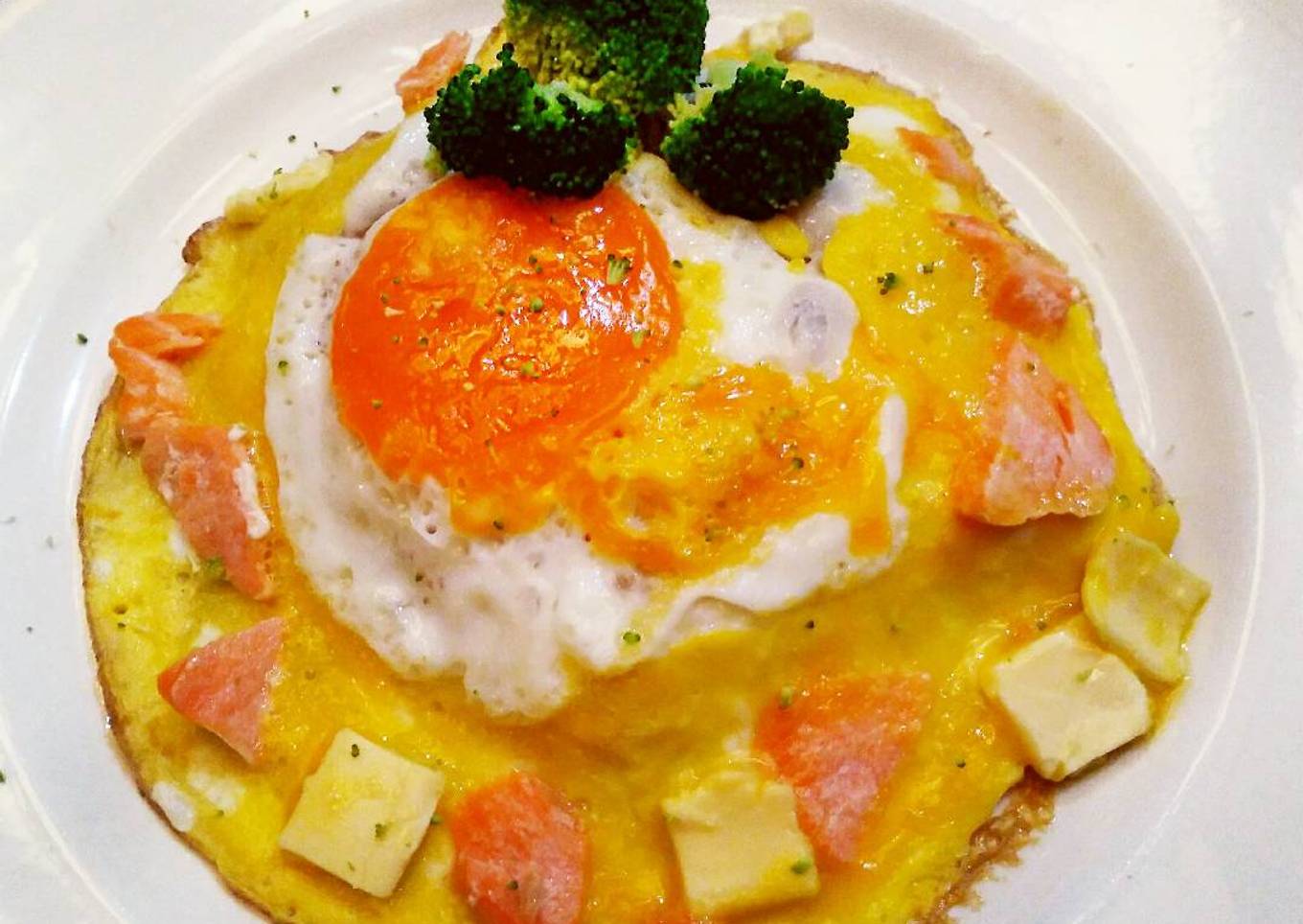 Telur special 2 rasa dengan salmon