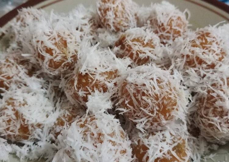 Klepon Ubi Kuning