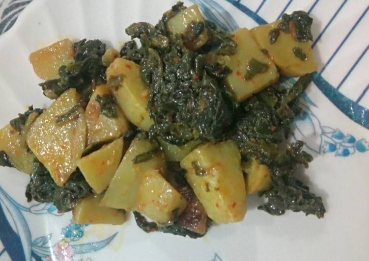 Recipe of Super Quick Homemade Palak aloo