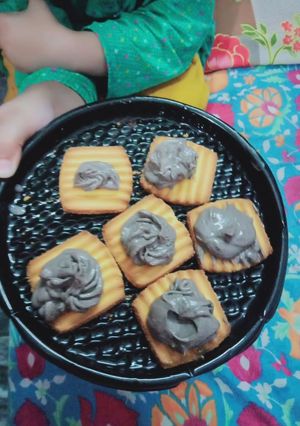 A picture of Super biscuite snack(kids favorite).