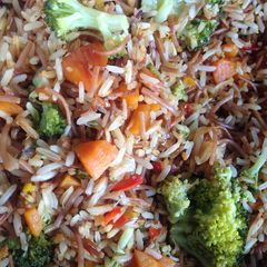 A picture of Rice with Vegetables.