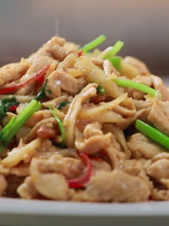 酸薑炒雞絲—郭宏徹主廚 的食譜成品照片