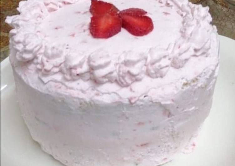 Simple Way to Prepare Ultimate Strawberry Cake