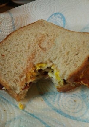 A picture of My Mom's Fried Egg Sandwich.