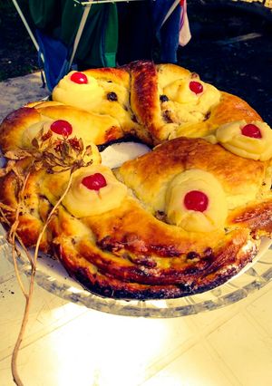 Una foto de Rosca de Pascuas rellena