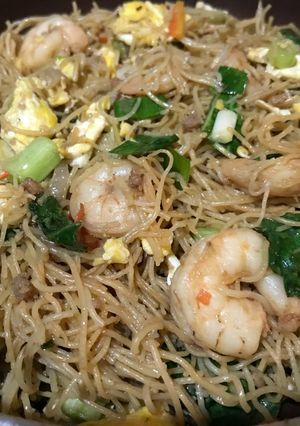 Foto resep Bihun Goreng Komplit