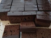Gambar coklat ganache pakai uht