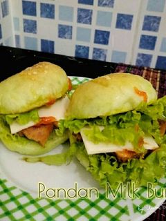 Foto resep Pandan Milk Bun/ Roti burger pandan untuk Bekal Praktis