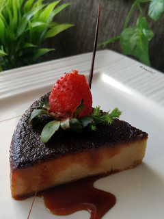 A picture of Walnut Caramel Bread Pudding.